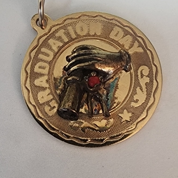 Vintage Graduation Charm. Elco Gold Filled. 1" Diameter - Picture 1 of 4